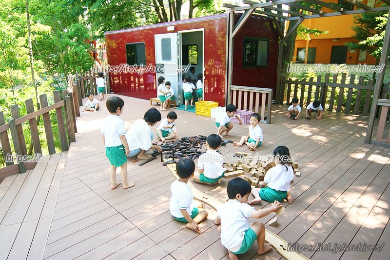 豊かな自然とオープン園舎が特徴の私立園／学校法人荒畑学園 なおび幼稚園 園長 神保佳世子先生