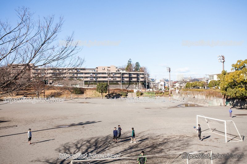 「相模林間幼稚園」から徒歩圏内にある「深堀中央公園」