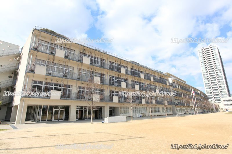 タワーマンションと有明中学校