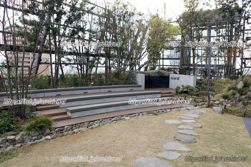 豊島区の自然環境を体験できる「屋上庭園」