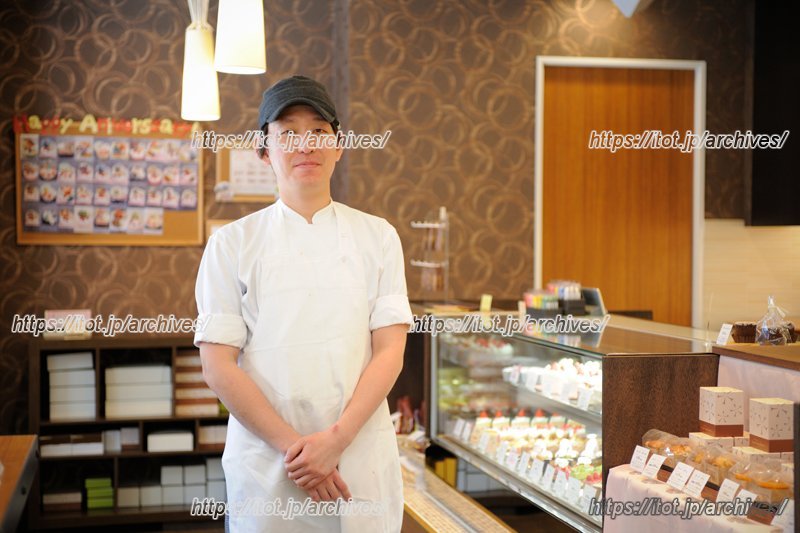 旧東海道沿いの“あおよこ”で、職人が創るこだわりのフランス洋菓子/「レ・サンク・エピス」 中村シェフ