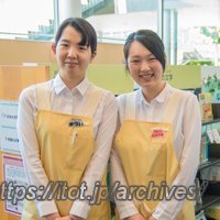 流山市立おおたかの森子ども図書館 種山さんと松居さん