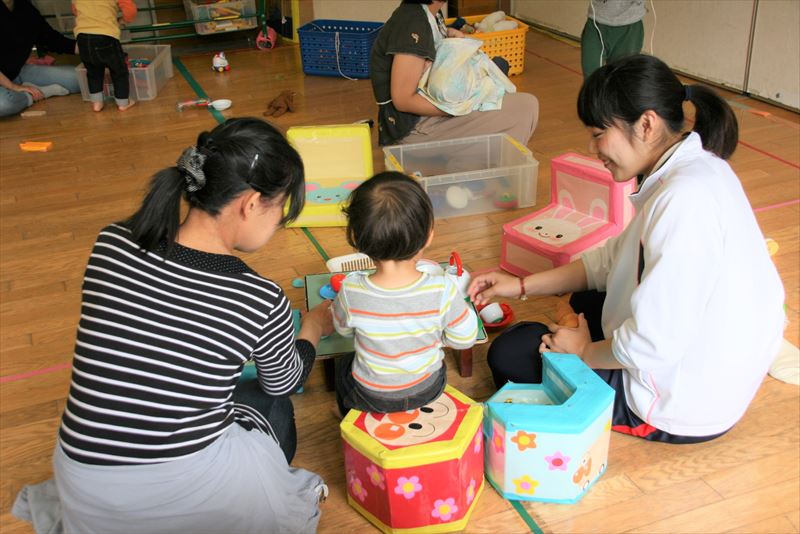 自然と生まれるお母さん同士の交流。