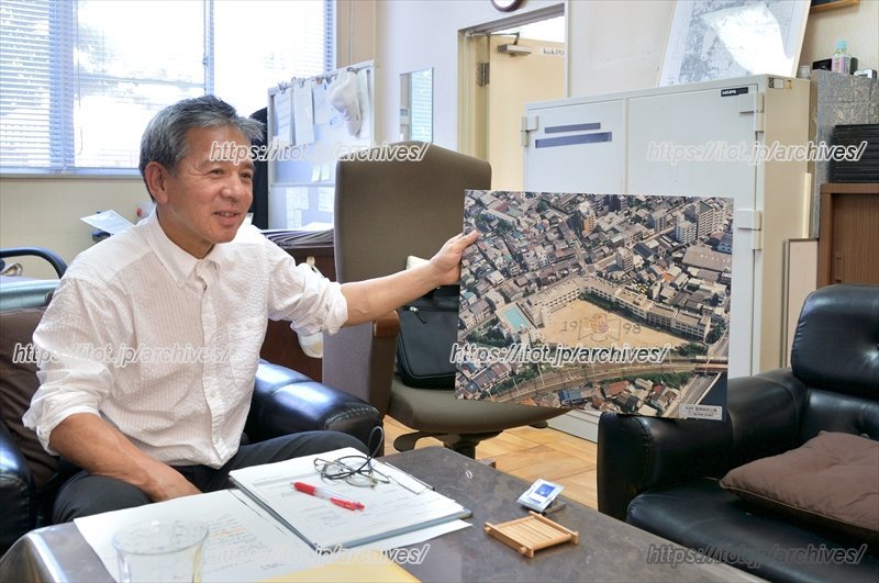 ボードを手に説明してくれる甲斐校長