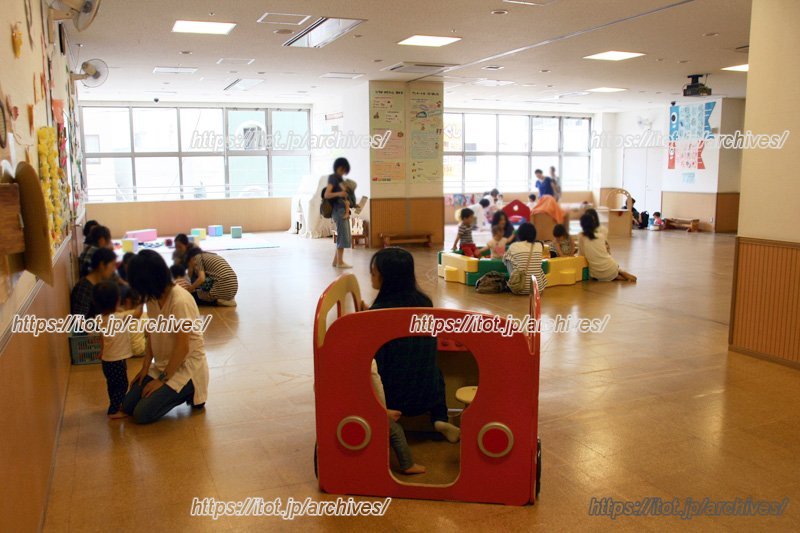 乗り物やボールプールなど遊具が充実