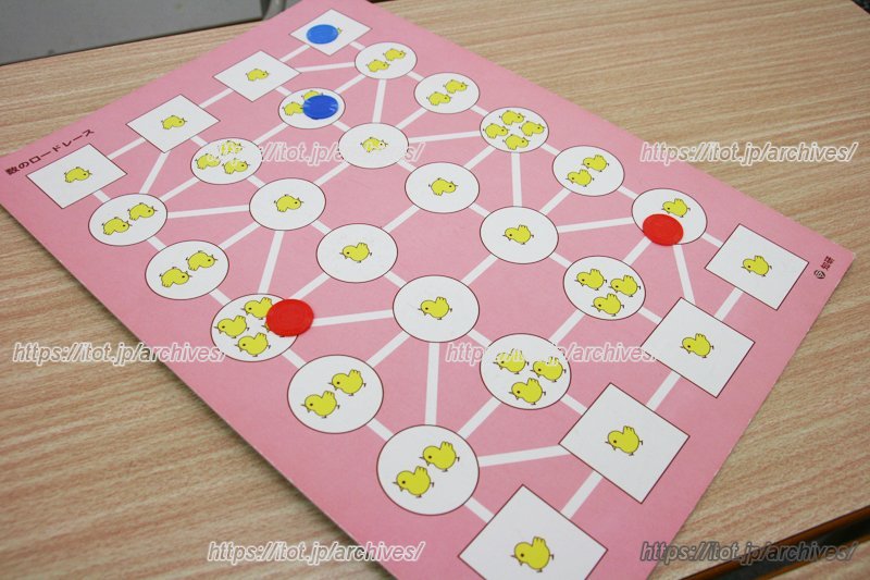 さまざまなオリジナル教材で考える力を刺激