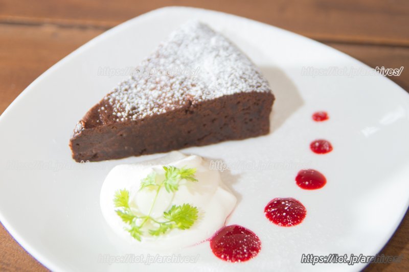 素材にこだわった手作りケーキ