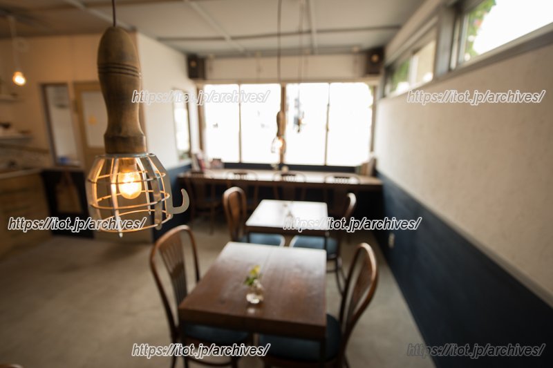 ゆったりと過ごせる雰囲気の店内