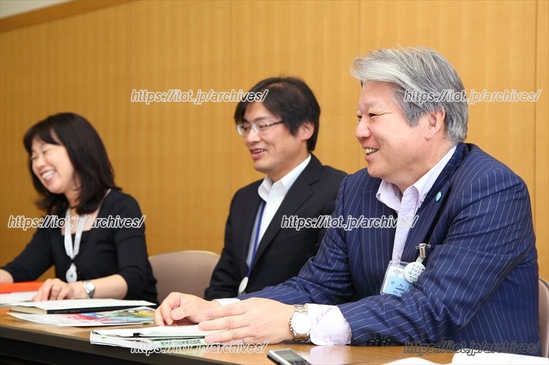 インタビューの様子