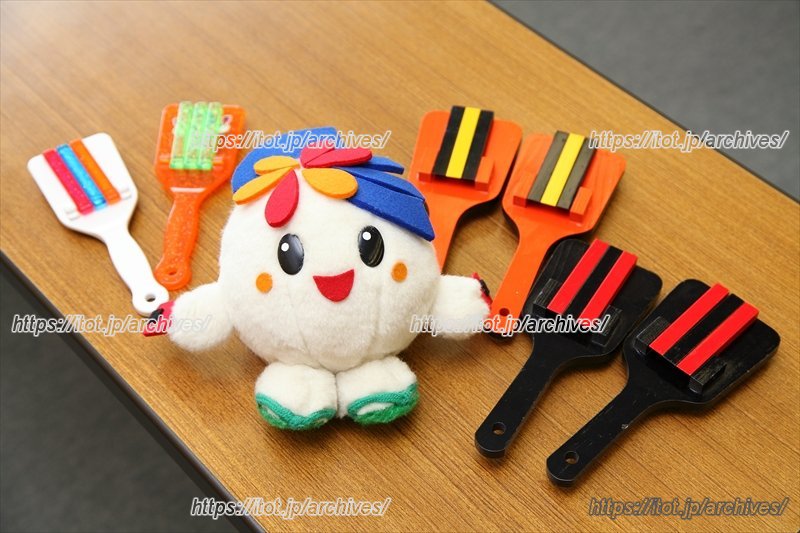 彩夏祭シンボルキャラクター「彩夏ちゃん」と鳴子