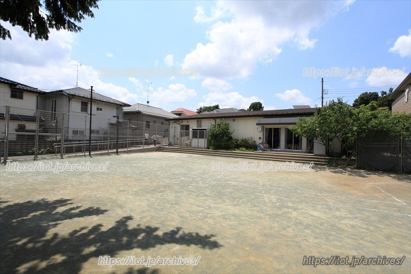 敷地内は広々としている