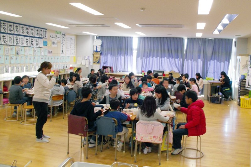 近隣の幼稚園や保育園との交流