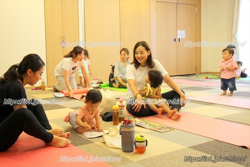 リラックスした雰囲気の会場