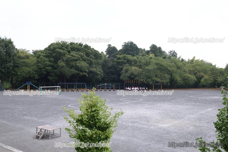 八王子市立楢原小学校 校庭