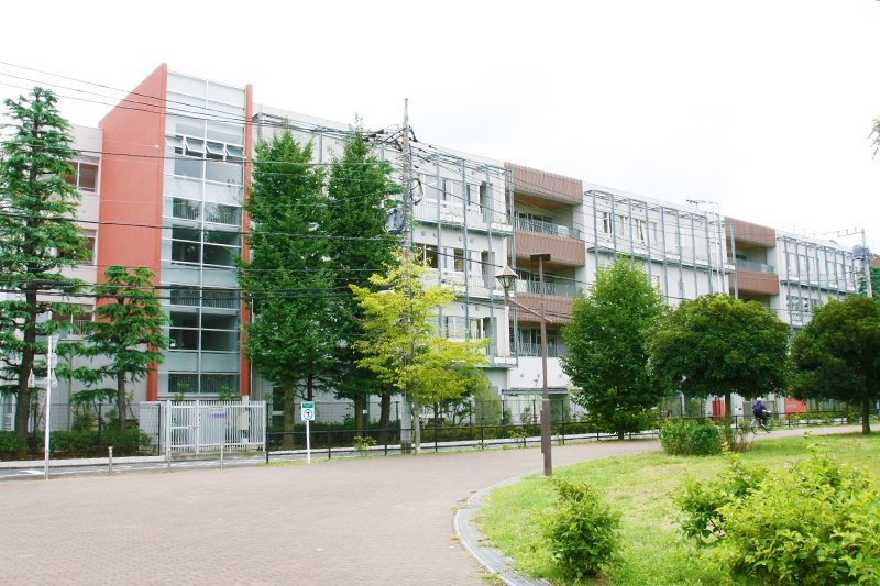 城北中央公園から見た第四中