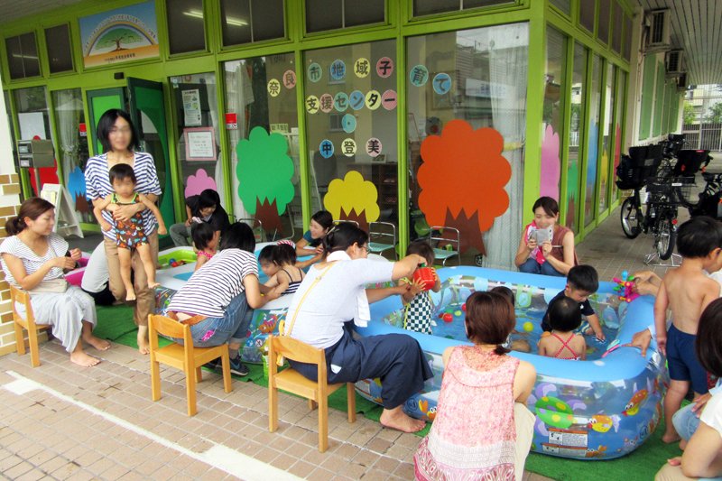 子育て支援センター「中登美」