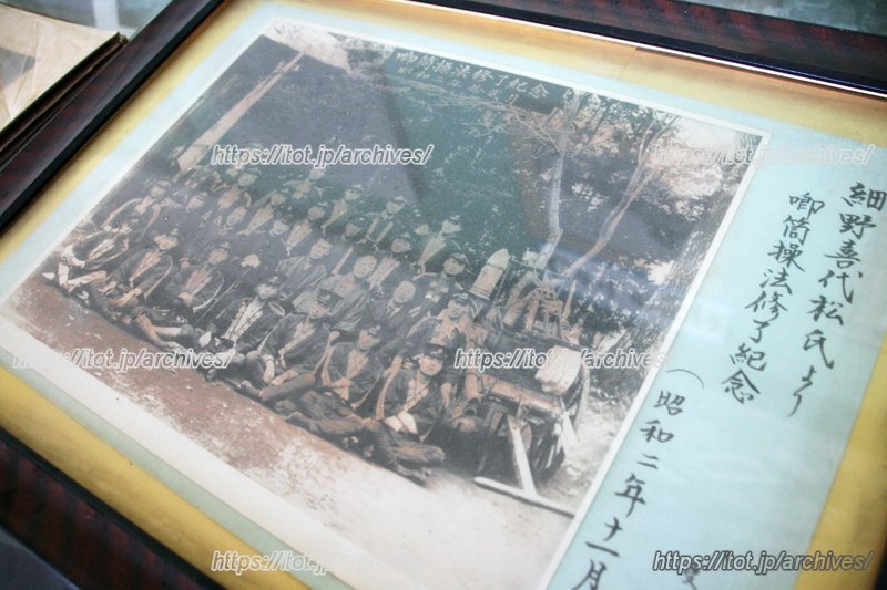 校内にある資料展示室には学校の歴史を物語る資料の数々が保存されている