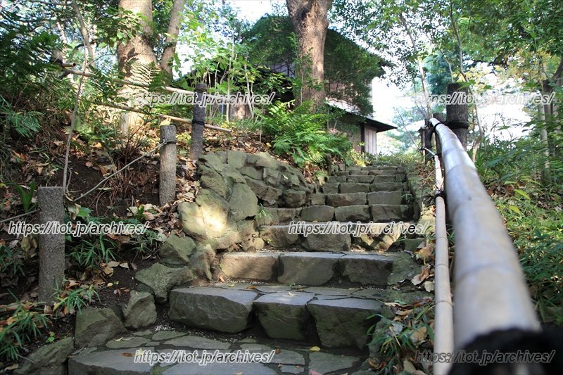 階段ひとつにも意味がある