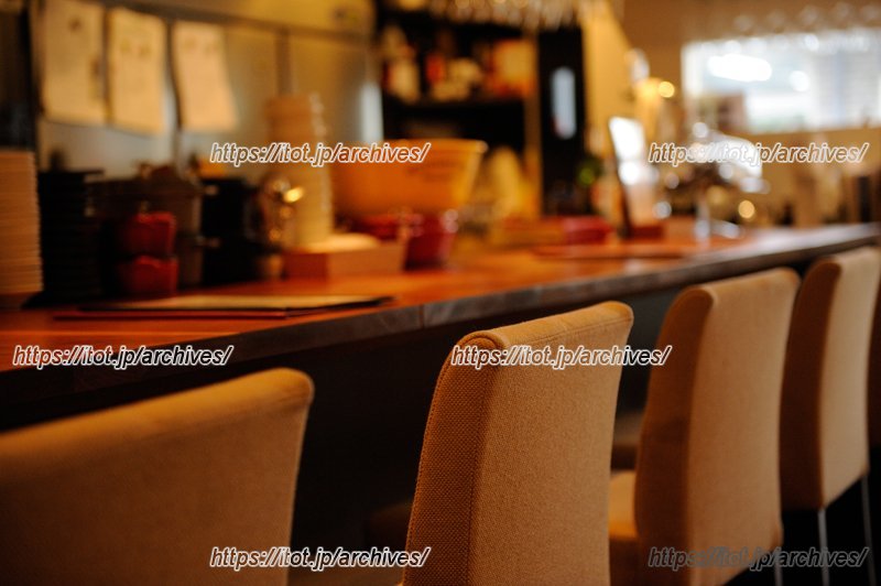 こだわりがつまった落ち着きのある店内