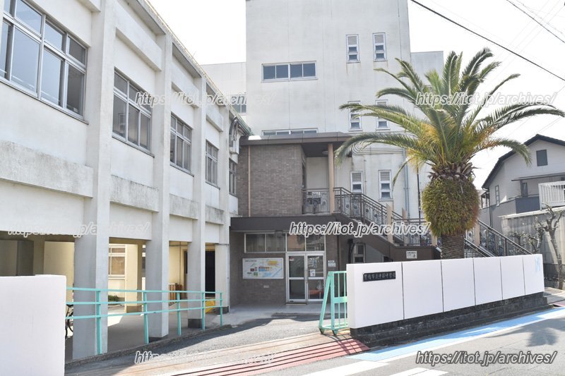 「豊橋市立中部中学校」