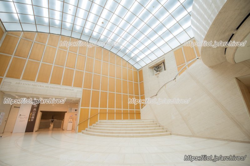 世田谷区の文化・芸術活動を牽引する「世田谷美術館」