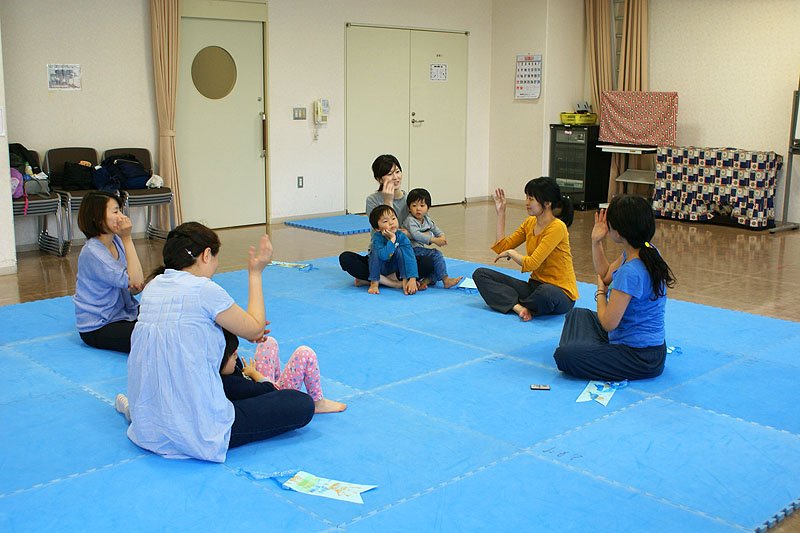 小さい子どもも集まる教室