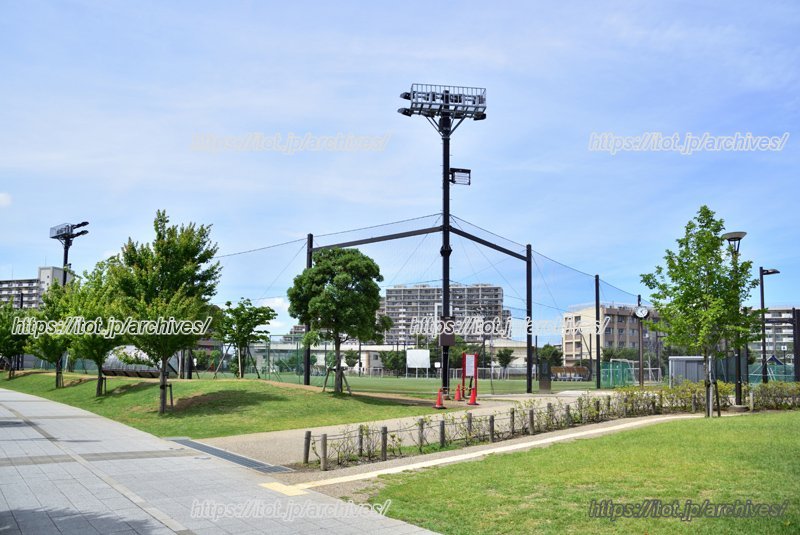 「葛飾にいじゅくみらい公園」の運動場