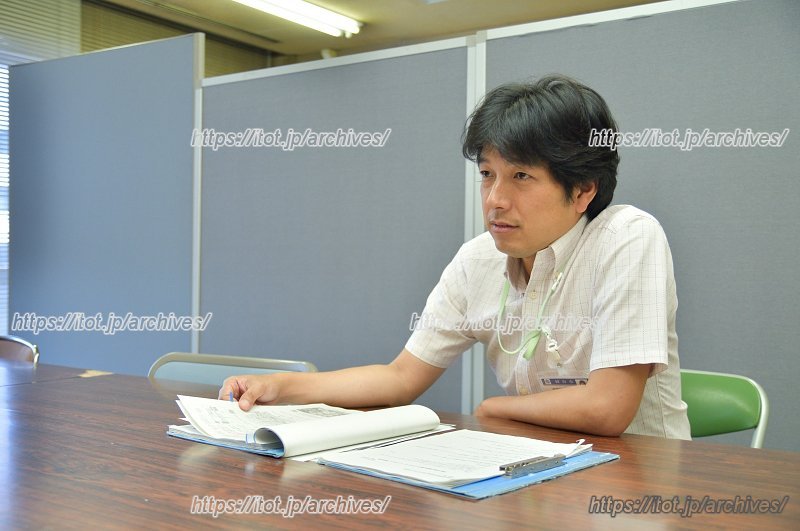 「歩いて楽しい街づくりを実現していきたい」と語る服部さん