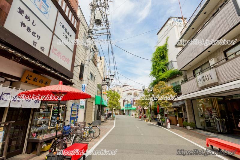 下町風情が残る街並み（池上本門寺通り商店街）