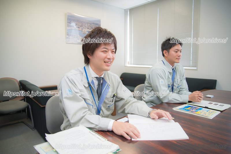 長浜鮮魚市場 係長 浦和己さん 古賀太一朗さん