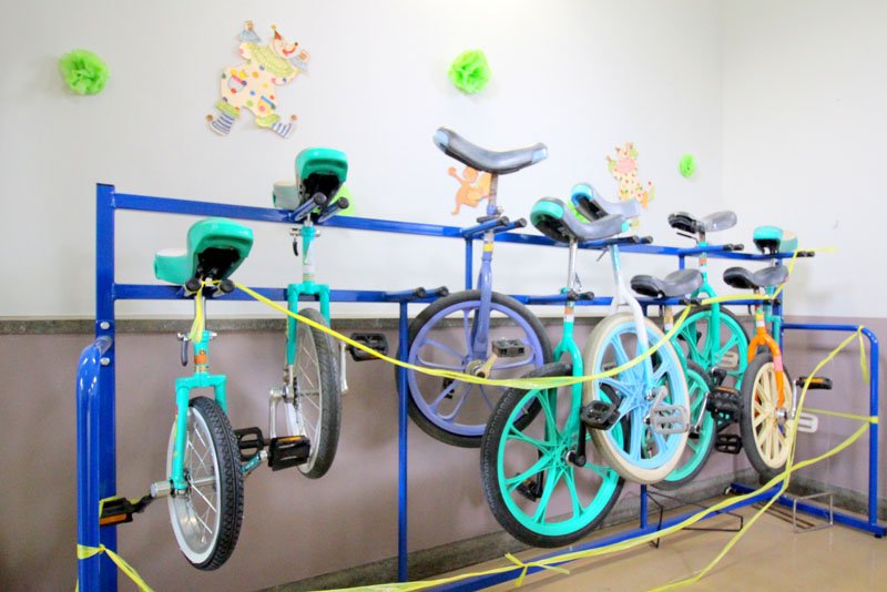 屋上で遊べる一輪車