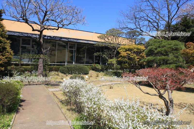 市川市文化会館のギャラリー「芳澤ガーデンギャラリー」