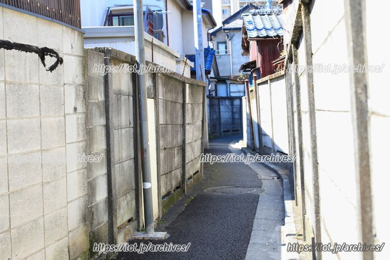 「裏道が細くて入り組んでいて面白い」