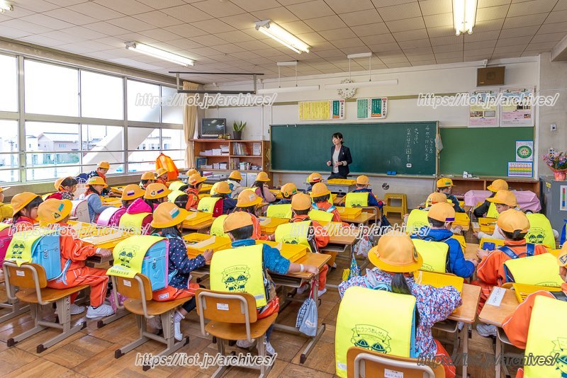 高岡市立定塚小学校の子ども達