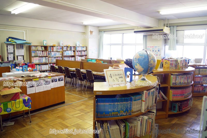 書籍の充実した学校図書室