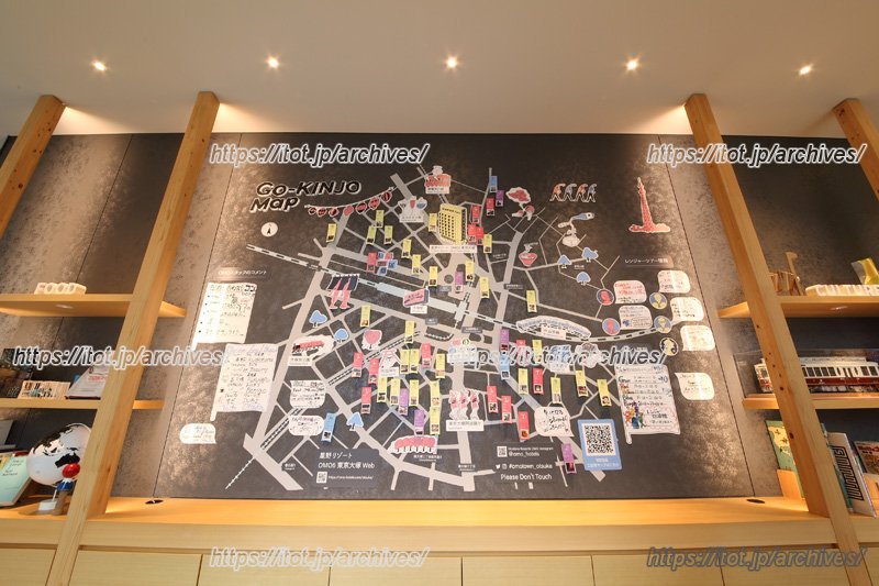 ビル4Fのロビー階入口にある「ご近所MAP」