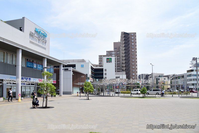新しく整備された駅前広場