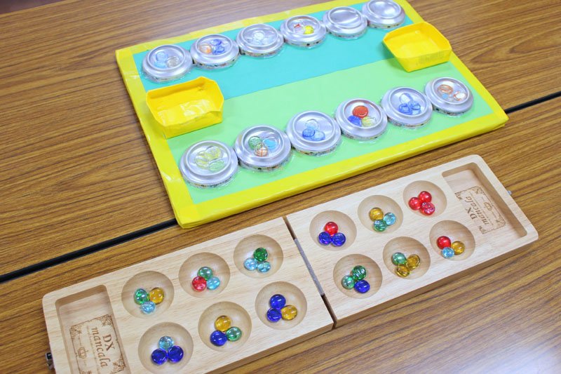 川崎市で親しまれているアフリカ発祥の遊び「マンカラ」