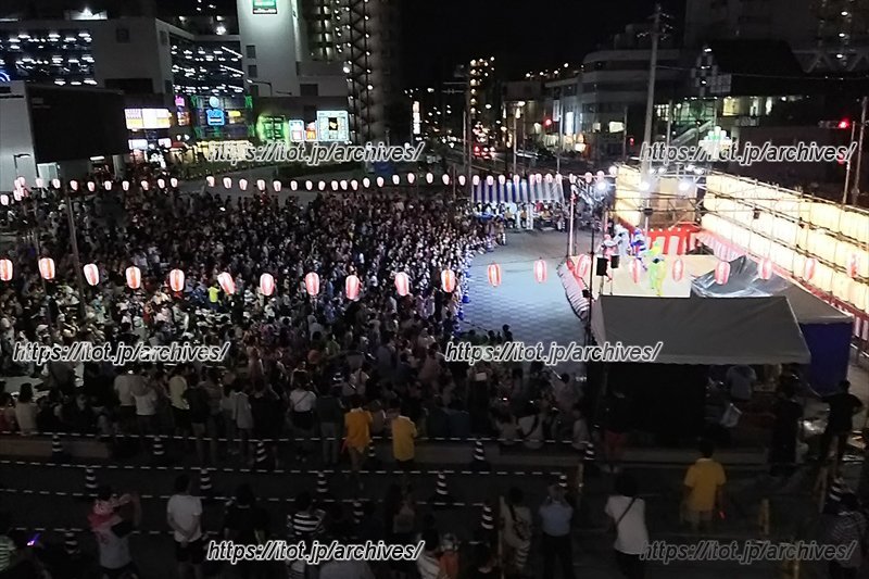 盆踊り大会の様子