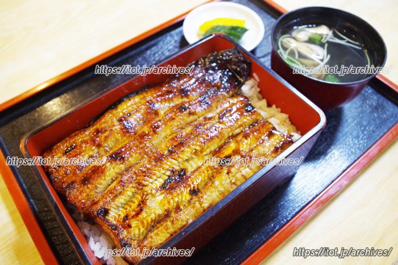 程よい甘みのタレが絡んだ、ふっくらと柔らかい肉厚な鰻は絶品