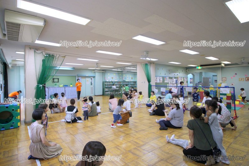「乳幼児クラブ」が行われているプレイルーム
