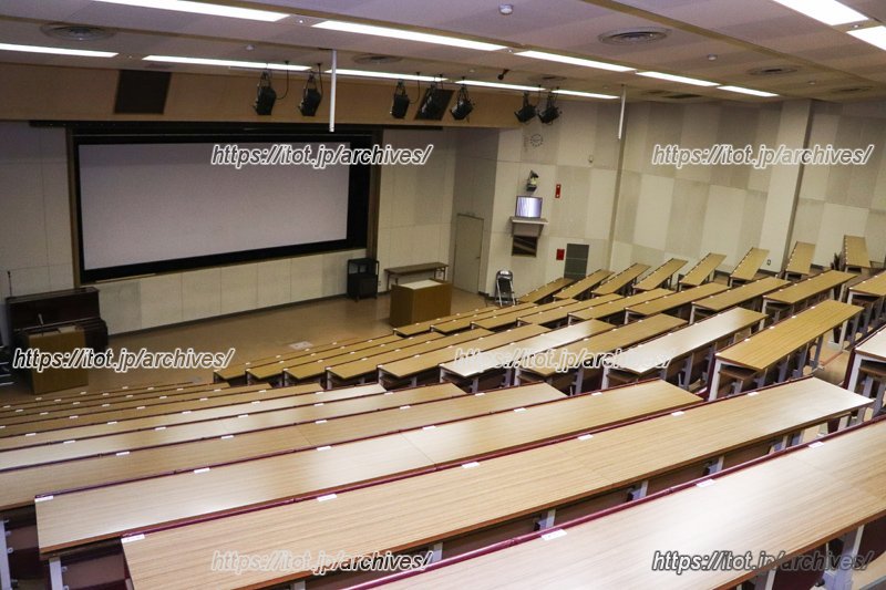 協働棟にある200人収容可能な大講義室