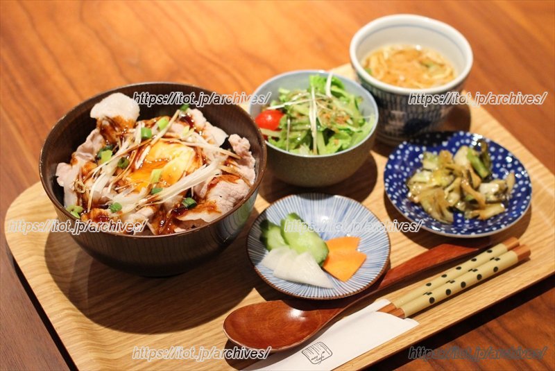 20食限定の「特製ぶた丼」