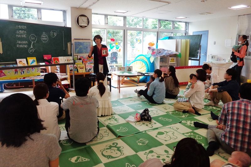 親子で楽しめて、子育てに役立つ講座を開講