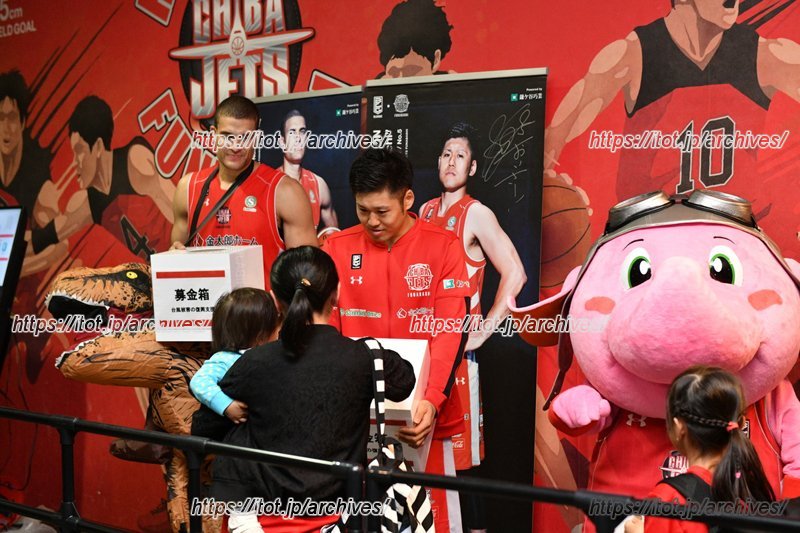 募金活動の様子