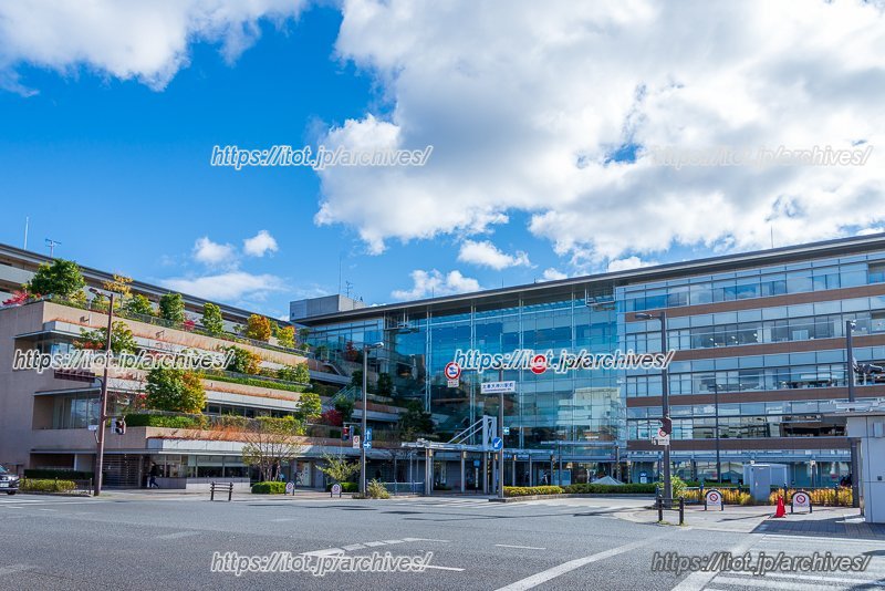 区役所が入る「サンサ右京」