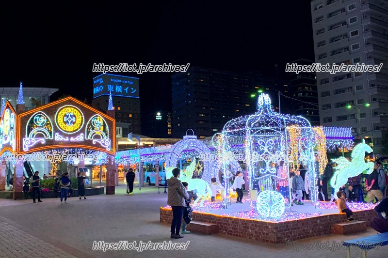 藤枝名物「ルミスタ☆ふじえだ～ファンタジック イルミネーション～」（藤枝市提供）