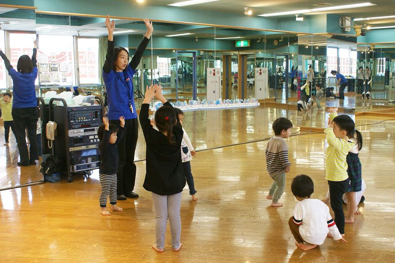 スポーツクラブ施設を上手に活かし、豊富なアクティビティで子どもたちの感性を育てる／コナミスポーツクラブ武蔵境内 ザ・チャイルドクラブ 武蔵境店 渡辺真未子さん