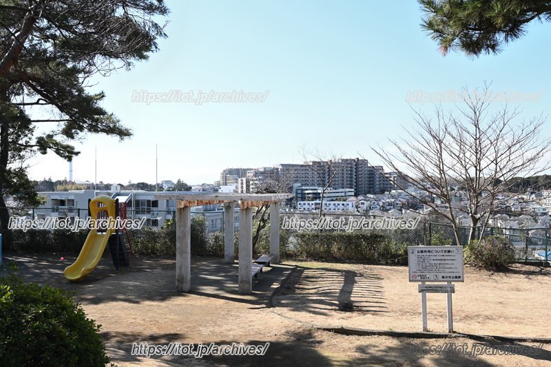 公園から見渡した善行の光景