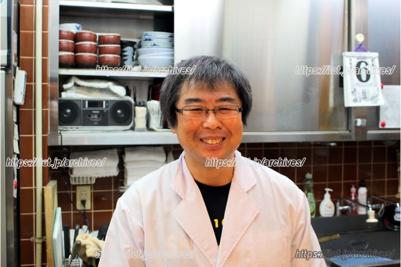 五代目店主の飯田敏夫さん